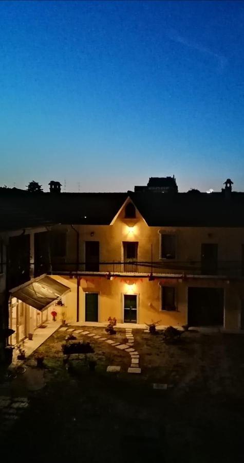 Cascina Anita Bed and Breakfast Samarate Exteriör bild